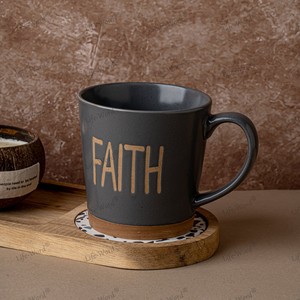 Compre a granel Food Contact Safe America Style Tazas grandes Diseño de letras populares Taza de café de cerámica para regalo - Product Image 3