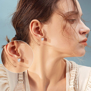 Orecchini a Perno con Gatto Sorridente per Donne, Stile Coreano, Accessori per Orecchie in Metallo Dipinto, Regalo per Uso Quotidiano - Product Image 3