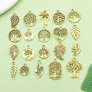 Pendentif Arbre de Vie en alliage d'or antique, formes variées, pour la fabrication de colliers, accessoires de bijoux DIY, placage en alliage de zinc - Product Image 1