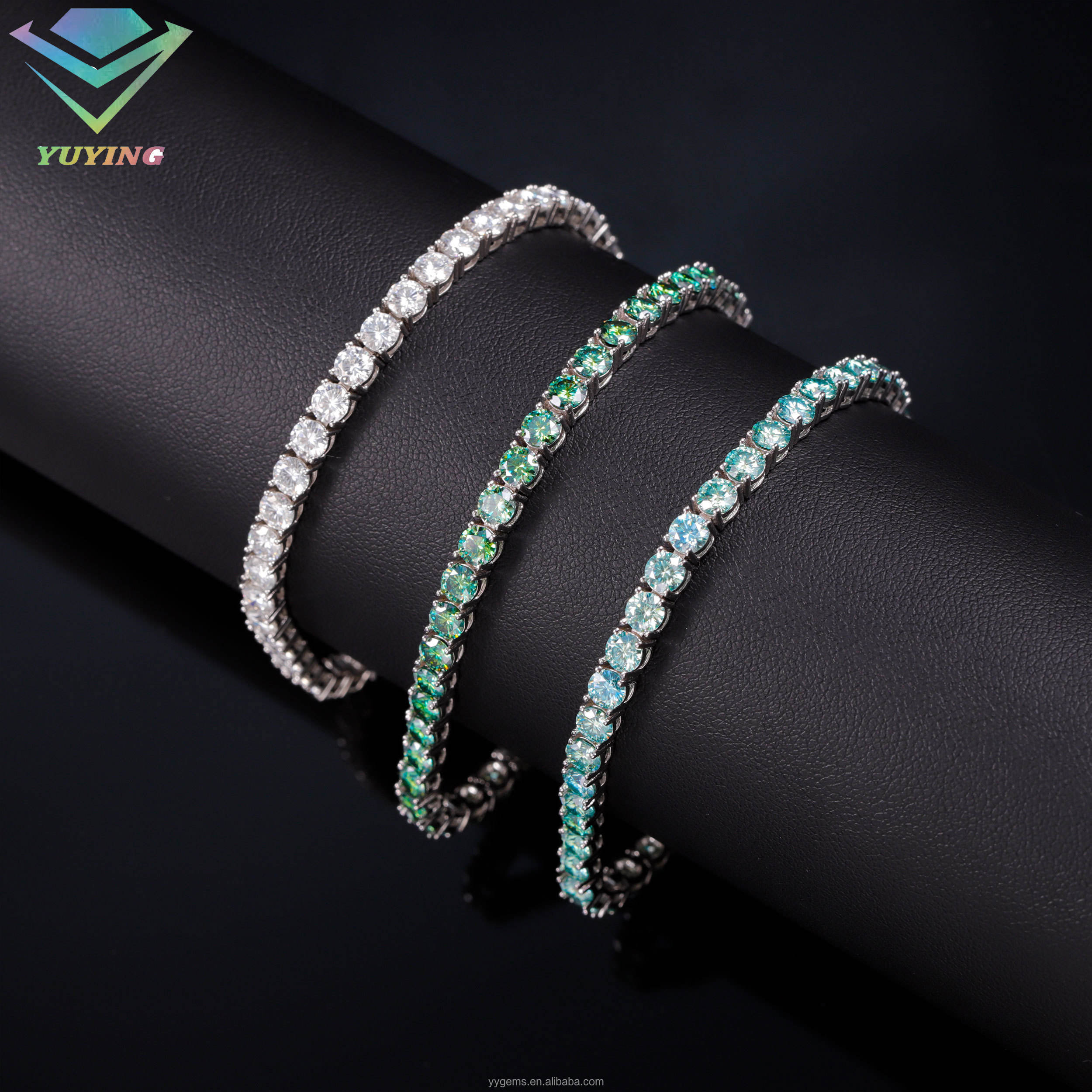 มอยซาไนต์สีเขียวเข้ม-3 มม