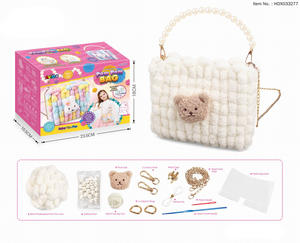 Bolso Bandolera de Peluche Hecho a Mano para Niños con Diseño de Dibujos Animados y Cierre de Cordón - Para Todas las Estaciones - Product Image 5