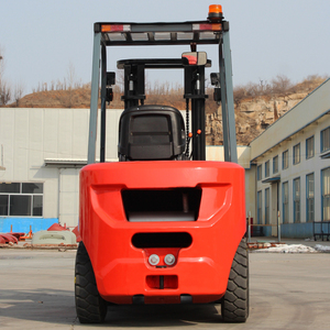 Fabriek Groothandelsprijs Kleine Heftrucks 2 Ton 3 Ton 5 Ton Diesel Vorkheftruck 4X4 All-Terrain Heftruck Te Koop - Product Image 6