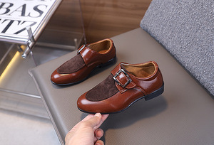 Chaussures de cérémonie pour garçons Eree SampleKids, noires bicolores, avec boucle et empiècements en daim, pour mariage et fête - Product Image 6