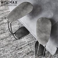 WISEMAX FURNITURE Table d'appoint en métal créative italienne, article de décoration pour la maison, table basse en forme de C pour le côté du canapé
