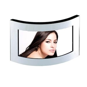 Cornice Fotografica Moderna 130x180 Stile 'Boomerang' in Ferro, Vetro e Lega di Alluminio - per Tavolo, Arredamento Casa, Matrimonio - Decorazione Metallica da Appendere - Product Image 1