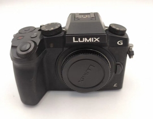 Appareil photo numérique d'occasion <span class=keywords><strong>Lumix</strong></span> DMC-<span class=keywords><strong>G7</strong></span> 16MP avec monture M4/3 et enregistrement vidéo 4K - Product Image 1