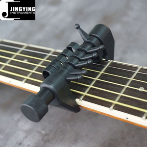Accesorios <span class=keywords><strong>de</strong></span> <span class=keywords><strong>guitarra</strong></span> musical Jingying 2024, venta al por mayor Clip <span class=keywords><strong>de</strong></span> afinación <span class=keywords><strong>de</strong></span> <span class=keywords><strong>guitarra</strong></span> multifunción Acorde <span class=keywords><strong>de</strong></span> <span class=keywords><strong>guitarra</strong></span> Capos - Product Image 5