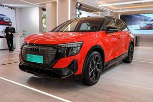 Aceptamos Pedidos Personalizados: Nuevo Audi Q5 <span class=keywords><strong>e</strong></span>-<span class=keywords><strong>tron</strong></span> EV 2023, Vehículo Eléctrico de Lujo de Cuatro Ruedas en Venta, SUV Chino Nuevo - Product Image 6