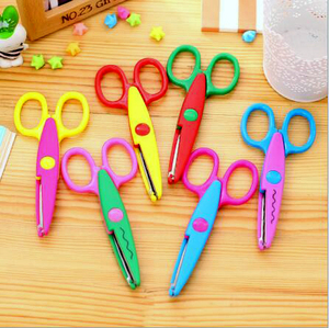 Haute qualité Laciness Zig Zag bricolage artisanat école étudiant enfants en plastique artisanat ciseaux à la main papier coupe <span class=keywords><strong>papeterie</strong></span> - Product Image 2