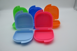 Custodia per Apparecchio Ortodontico di Alta Qualità con Fori di Ventilazione - Product Image 3