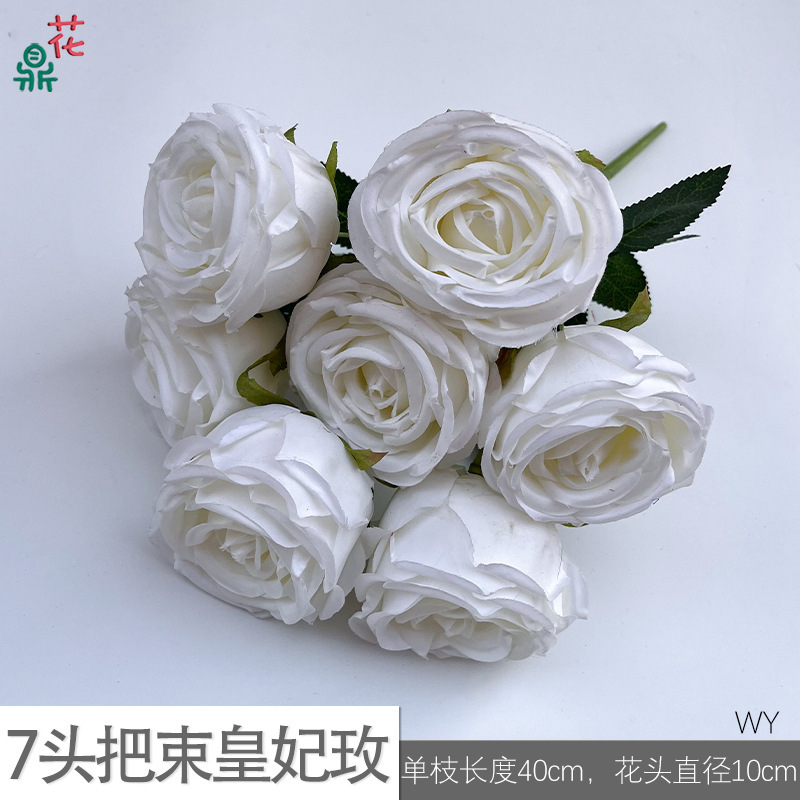Bouquet 7 têtes de rose royale WY blanc