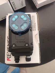 Capteur de vision Keyence IV4-500CA de haute qualité, caméra d'inspection compacte à intelligence artificielle pour solutions d'usine intelligente et d'automatisation, en vente - Product Image 4