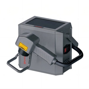 Machine de marquage laser à fibre portable pour le marquage des codes VIN et des logos de châssis - Product Image 3