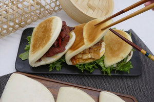 Buns vapeur surgelés Gua Bao <span class=keywords><strong>Pau</strong></span> en gros pour le petit-déjeuner, fabrication OEM, marque privée pour la restauration, les hôtels et les traiteurs - Product Image 2