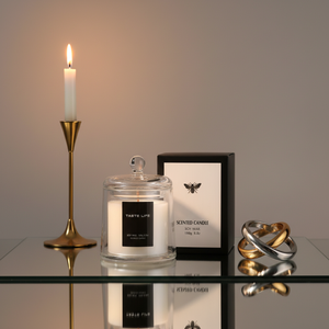 LunaLith Bougies parfumées artisanales modernes en forme <span class=keywords><strong>de</strong></span> cloche dorée |   <span class=keywords><strong>Bougie</strong></span> <span class=keywords><strong>de</strong></span> luxe en cire <span class=keywords><strong>de</strong></span> soja et parfum d'ambiance pour la décoration <span class=keywords><strong>de</strong></span> la <span class=keywords><strong>maison</strong></span> - Product Image 2