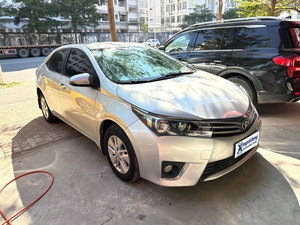 2017年丰田卡罗拉1.2T CVT <span class=keywords><strong>GL</strong></span>自动5座二手车 |   5159 美元 左驾汽油轿车 燃油经济型 出口就绪 - Product Image 3