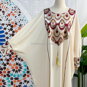 Robe ample imprimée Dubaï Turquie Kaftan Musulman à franges Manches chauve-souris Abayas Robes <span class=keywords><strong>Femme</strong></span> Caftan Vêtements Islamiques - Product Image 4