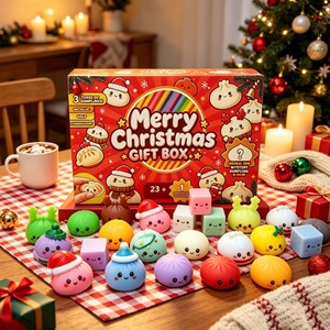 Calendrier de l'Avent de Noël en gros : Boîte mystère de jouets Squishy, mini-raviolis Squishy, coffret cadeau pour fêtes et événements - Product Image 3