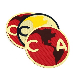 Vêtements de sport Logos de marque Embossed 3D Printed Rubber Heat Seal Iron on Fabric Silicon Patches for Clothes - Product Image 4