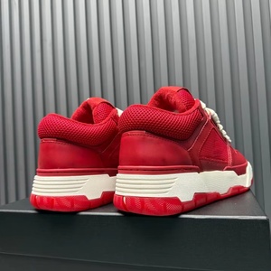 รองเท้าผ้าใบดีไซน์หรูหราสไตล์เรโทร ปี 2026 สำหรับทุกเพศ ใส่ลำลอง วิ่ง เดินเล่น บาสเก็ตบอล ระบายอากาศได้ดี กันน้ำ ผลิตจากวัสดุแท้ - Product Image 4