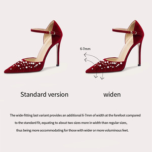 Eleganti <span class=keywords><strong>Tacchi</strong></span> da Sposa in Velluto Rosso Stile Francese <span class=keywords><strong>con</strong></span> <span class=keywords><strong>Cinturino</strong></span> alla Caviglia e Perle, Scarpe da Sposa Monofascia per Donne - Product Image 5