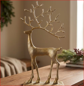 Sculpture de renne en métal doré, décoration de Noël, ornement artistique fait main pour comptoir de fête - Product Image 1