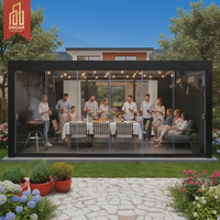 Système de pergola bioclimatique extérieure avec portes en verre imperméables et coupe-vent pour jardin, patio, terrasse