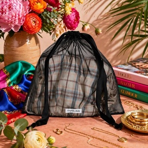 Pochette de luxe en <span class=keywords><strong>organza</strong></span> avec cordon de serrage et étiquette en tissu, sac de rangement personnalisé en <span class=keywords><strong>organza</strong></span> pour perruques, chapeaux et oreillers - Product Image 1