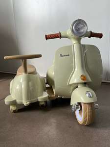 2025风格儿童骑乘汽车发光二极管前灯人造革座椅电池供电塑料室内室外2-6岁礼物 - Product Image 5