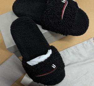 Chaussons de luxe pour femmes, pantoufles de qualité supérieure pour femmes avec des glissières en fourrure moelleuses et tendance, chaussures décontractées - Product Image 4