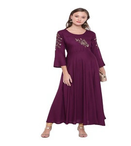 Nouvel arrivage de Kurtis prêts à l'emploi en rayonne style Anarkali avec impression en feuille d'aluminium Kurtis fantaisie pour mariage et festival pour femmes - Product Image 1