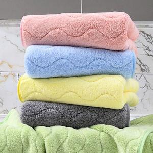 Ensemble de bain jacquard antibactérien écologique de haute qualité, en polaire corail épaissie, serviette de visage douce et absorbante, couleur unie pour - Product Image 1