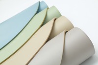 Einzigartiges ovales Bogendesign PU-Yogamatte Nude Beige Rutschfest Naturkautschuk Individuelles Logo für Heim-Fitness-Dekor