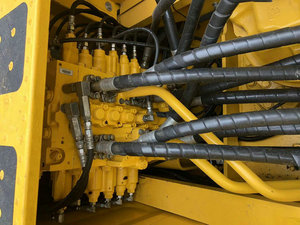 Excavadoras hidráulicas grandes de 21 toneladas japonesas Komatsu de segunda mano Pc240LC 240-8 de segunda mano - Product Image 6