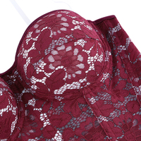 Corset en dentelle bordeaux avec bretelles amovibles, décolleté cœur et dos lacé pour femme