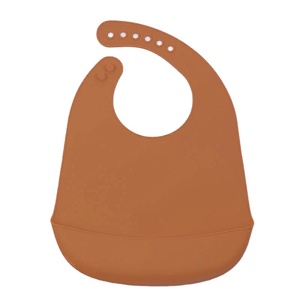 Bibs Silicone giraffe pattern can be customized silicone bibs - Product Image 2