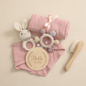Nouveau-né <span class=keywords><strong>naissance</strong></span> <span class=keywords><strong>cadeau</strong></span> ensemble bois doux lapin jouet pleine lune cent jours serviette de bain anneau de dentition hochet pour bébé - Product Image 6