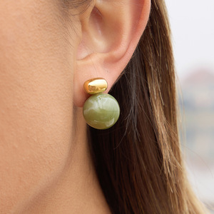 Boucles d'oreilles pendantes en jade plaqué or pour femmes, bijoux classiques à clous, boucles d'oreilles pendantes tendance - Product Image 2