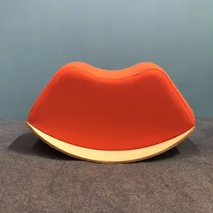 Pouf pouf canapé en tissu banc en bois pour enfants salon/chambre tabouret d'entrée canapé chaise <span class=keywords><strong>rouge</strong></span> lèvre chaise berçante - Product Image 2