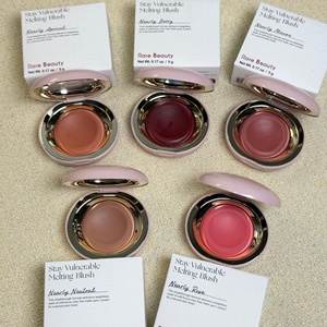 Stock Disponible para Envío Internacional, Nuevo Rubor en Crema Luminoso de Selena <span class=keywords><strong>Gomez</strong></span>, 5g, Tono Casi Neutro/Rosa - Product Image 1