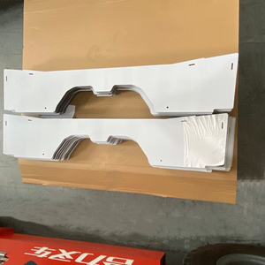 Feuilles de polycarbonate CNC personnalisées 0.5-30mm pour les applications de pare-brise de pièces automobiles - Product Image 3