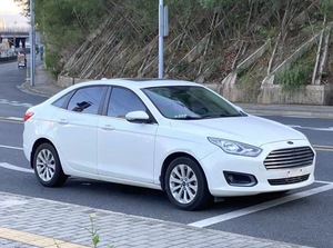 2015 Ford Focus 1.5L thiết bị tự động thời trang 4 cửa 5 chỗ ngồi ghế da với cửa sổ trời - Product Image 2