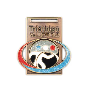 Médaille du Koweït au design gratuit personnalisé Médaille de pièce de football Marathon Sport Médaille de cricket de Karting en métal vierge au design 3D