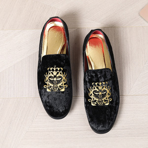 Chaussures habillées de <span class=keywords><strong>luxe</strong></span> de marque de créateur pour hommes – Confort et qualité supérieurs, brodées, à enfiler, légères, avec semelle intérieure en caoutchouc, idéales pour les mariages printaniers - Product Image 4
