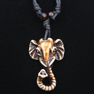 Collar Clásico con Colgante de Hueso de Yak y Escultura de Elefante Grabada en Resina, Gargantilla Vintage de Hueso de Yak con Diseño Animal para Hombre - Product Image 2