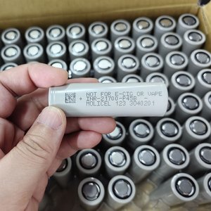 Baterai Lithium Ion 21700 P45B 4500mAh Kapasitas Tinggi 100% Original Terbaru - Product Image 2
