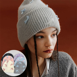 Casquette de sport unisexe, personnalisable avec votre propre logo, décoration en nœud papillon, bon marché, unie, bonnet en tricot, bonnet d'hiver - Product Image 3