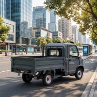 Camion électrique entièrement fermé, véhicule à quatre roues à énergie nouvelle pour une capacité de chargement domestique rapide et pratique