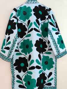 Manteau long brodé floral bohème fait à la main, veste longue Suzani, motif floral vert et noir, veste artistique bohème, vêtements d'extérieur - Product Image 5