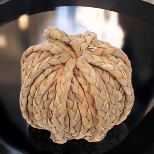 Decoración de Calabaza Tejida a Mano, Calabaza de Paja Natural para Otoño, Centro de Mesa Rústico para Acción de Gracias, Adorno de Cosecha - Product Image 3